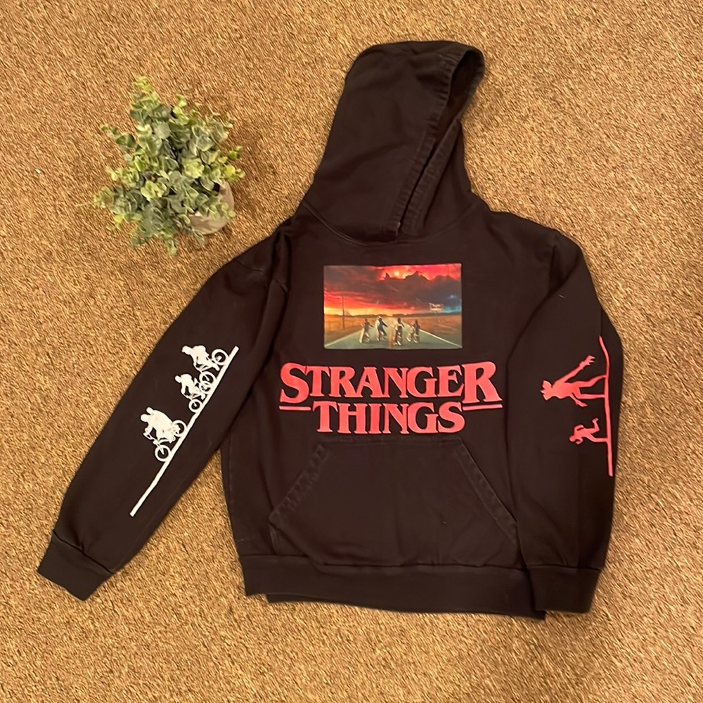 Stranger things hoodie size 10/12